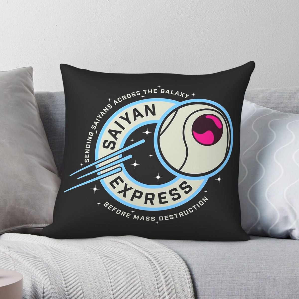 Saiyan Express Badge Kussenslo - Home Decor Express recensie en prijs